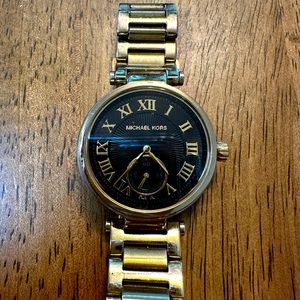 Michael kors watch like new